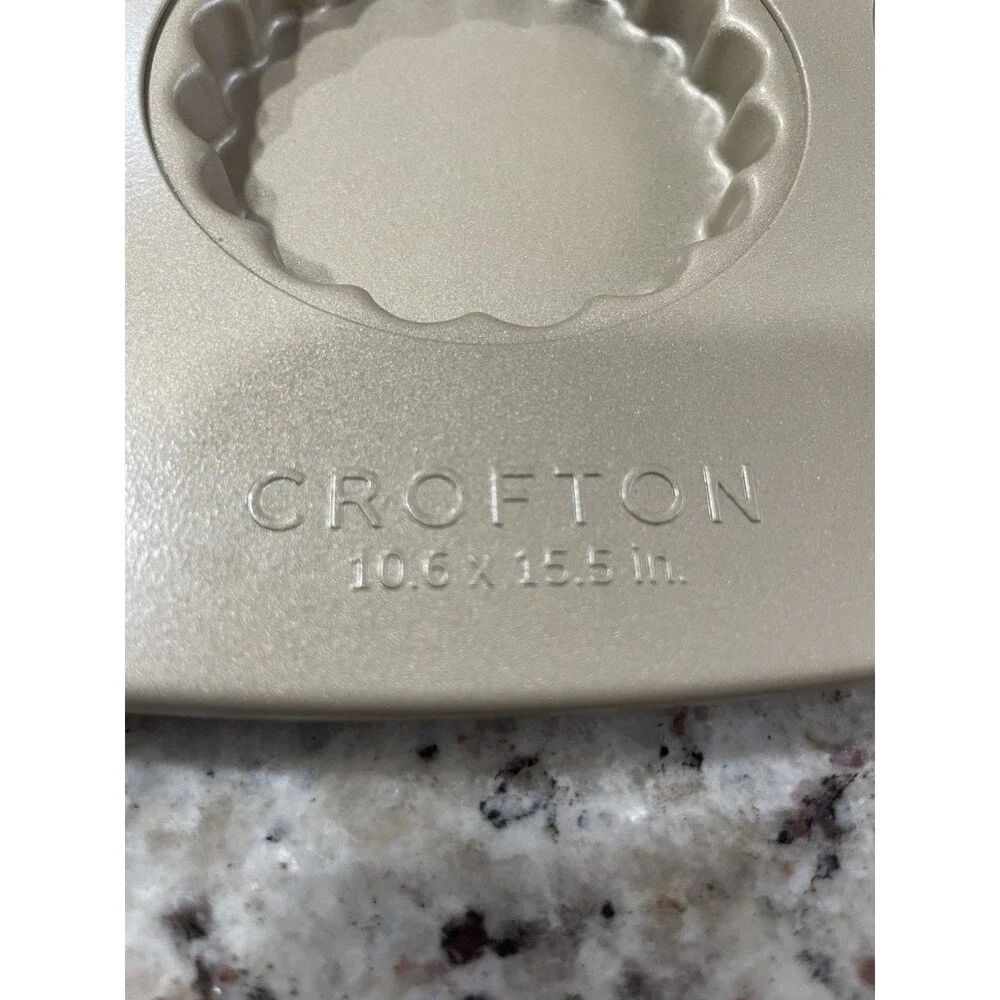 Crofton Mini Tart Baking Pan – 12 Cavities – 10.6” x 15.5” – Bakeware